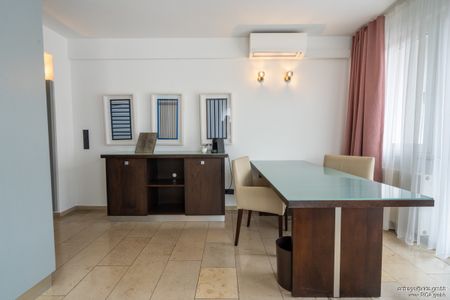 Welc(H)ome® by RIDA FLATS – D’dorf City! Charmant + Top Lage! Löffelfertig + Aufzug + Balkon + AC - Photo 4