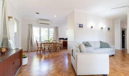 3 Bedroom Property in Rapid Creek - Photo 3