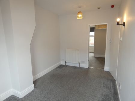 Westmorland Avenue Flat 3 - Photo 3