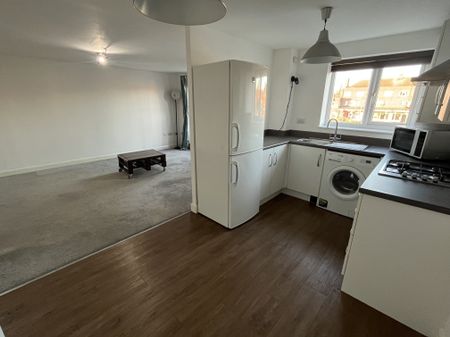 Pearsons Way, Leeds, Seacroft - Photo 5