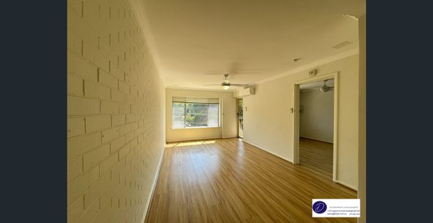 Centrally Located One Bedroom Apartment! - Photo 1