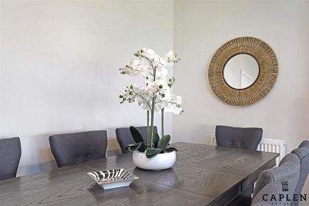 4 bedroom semi-detached house to rent - Photo 4