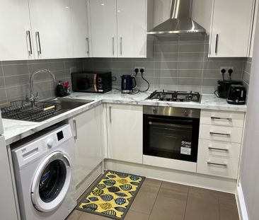 Room in a Shared House, X House, E14 - Photo 5