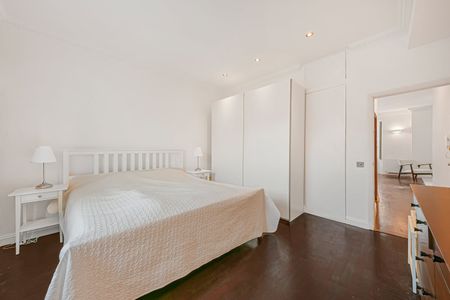 1 Bed Flat, Gloucester Terrace, W2 - Photo 3