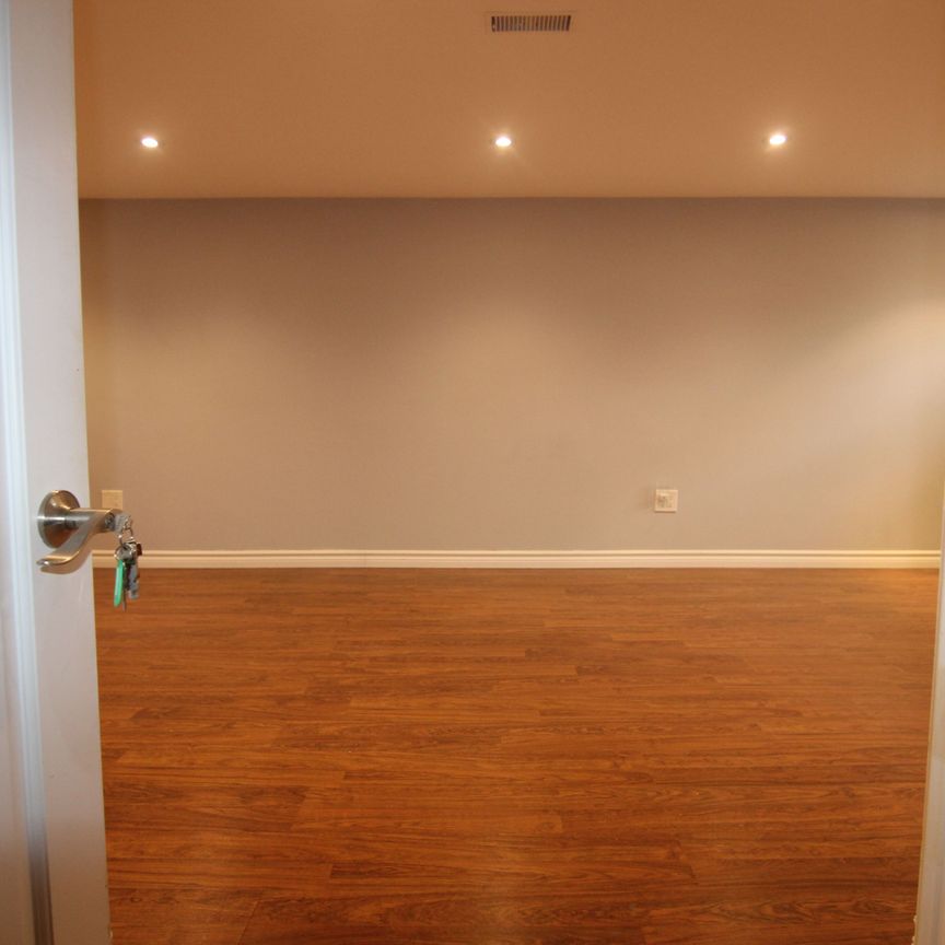 For Lease - 39 Risdon Court, Toronto, Ontario - Photo 1