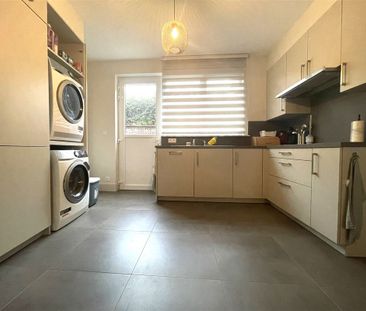 Totaal gerenoveerd GV appartement met tuin te Grembergen - Foto 5