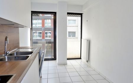 Charmant appartement, zeer centraal te Kortrijk - Photo 3