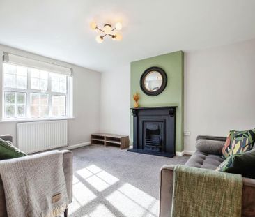 3 bedroom terraced house to rent - Photo 2