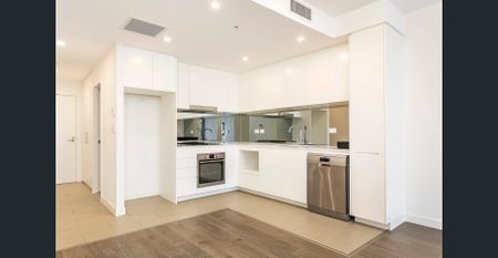 Stylish one bedroom in Imperial overlooking Botany Bay - Photo 4