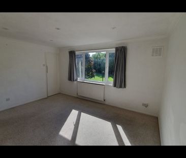 2 Bed Maisonette, Heathwood Court, SW12 - Photo 5