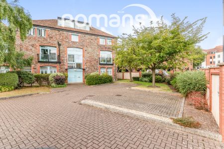 Osborne Wallis House, Pooles Wharf Court, BS8 - Photo 3