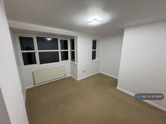 2 bedroom semi-detached house to rent - Photo 1