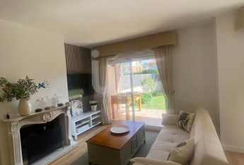 Barcelona, Catalonia 08810