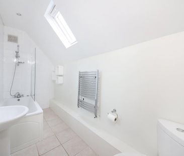 2 bedroom apartment to rent - Photo 6