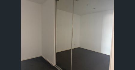 APPLICATIONS CLOSED - APPLICANT APPROVED Perfect blend of convenient living - Photo 4