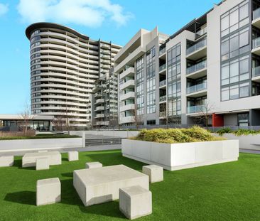 Lakeside Living, Amenities at Your Fingertips - Photo 2