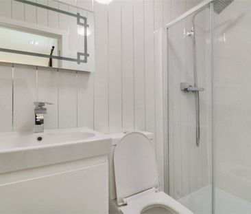 Room 2 - 10 Firbank Drive, Watford, WD19 - Photo 3