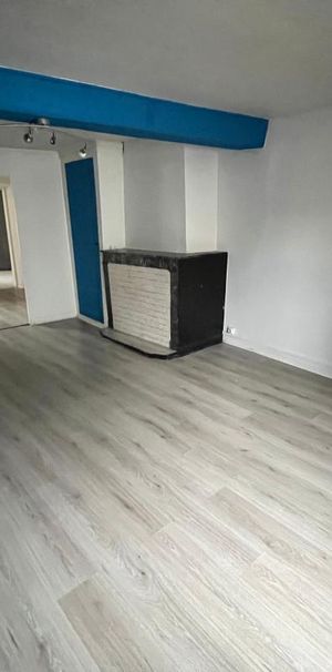 Location Appartement 1 pièce 26m² LA FERTE GAUCHER 77320 - Photo 1