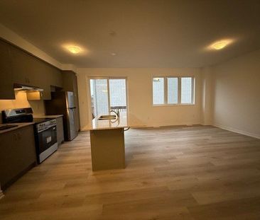 For Lease - 226 Greer Street, Barrie, Ontario - Photo 3