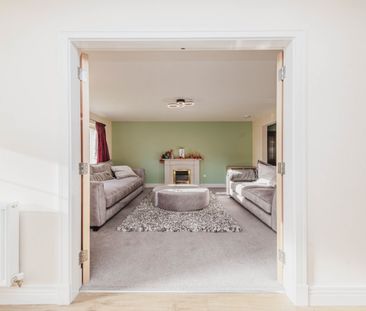 4 bedroom detached house to rent - Photo 4