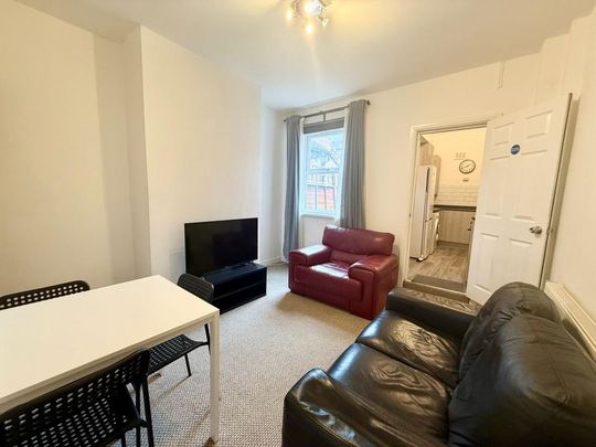 3 bedroom house share to rent - Photo 1