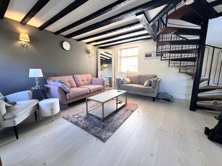 Howell Hill Close, Leighton Buzzard, Mentmore - Photo 2