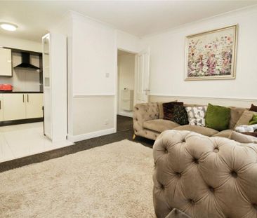 2 bedroom maisonette to rent - Photo 1
