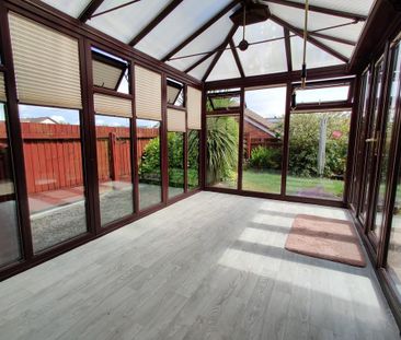 4 bedroom detached house to rent - Photo 2