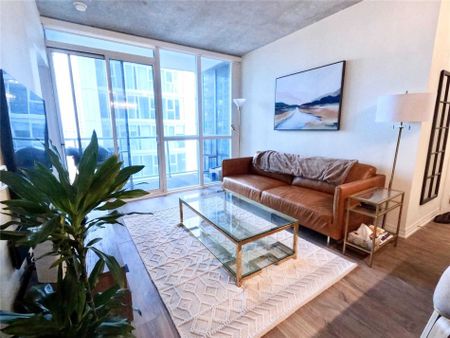 For Lease - 88 Blue Jays Way Unit# 1801, Toronto, Ontario - Photo 4