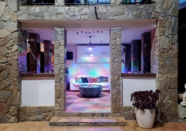 Villa for rent in Cumbre del Sol with 5 bedrooms