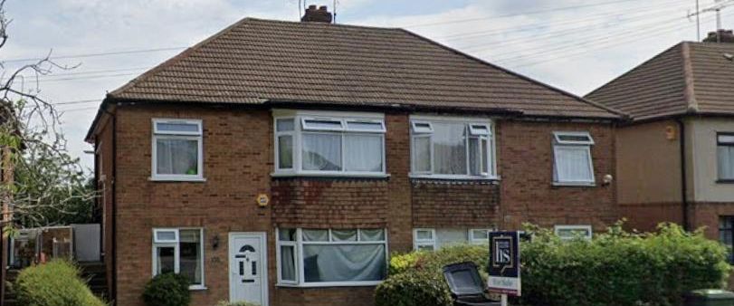 Doddinghurst Road, Brentwood CM15, London - Photo 1