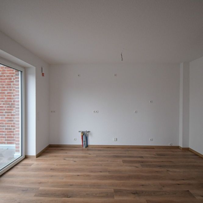 6635 - Stilvoll Wohnen im Neubau – Lichtdurchflutete 2,5-Zimmer-Wohnung mit Aufzug und Balkon - Photo 1
