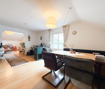 Traumhafte 2,5 Zimmer DG-Wohnung mit eigenen Garten | SALZBURG RIED... - Foto 2