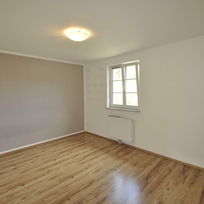 Gepflegte schöne 3 Zimmer-Wohnung in Pressbaum – Pfalzau mit Pergola - Foto 1