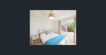 HOLDING DEPOSIT RECEIVED - Photo 4