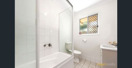 Charming 2-Bedroom Rental Unit in Zillmere: Cozy & Convenient Living - Photo 5