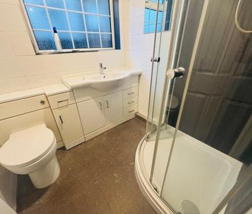 2 bedroom maisonette to rent - Photo 4