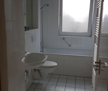 Ihr neues Zuhause - Helle und lichtdurchflutete Wohnung ! - Photo 4