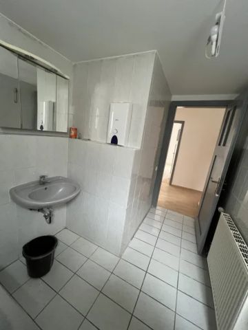 Helle 2-Zimmer-Wohnung mit Einbauküche in der Neckarstadt-Ost - Photo 3