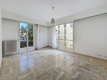 Location Appartement 3 pièces 71m² NICE 06000 - Photo 2