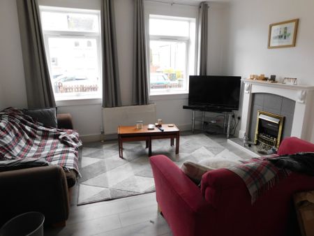 Sighthill Gardens, Edinburgh, EH11 4PL - Photo 3