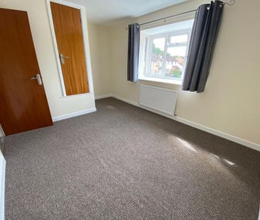 2 bedroom semi-detached house to rent - Photo 3
