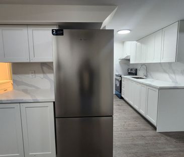 For Lease - 37 Greenview Circle Unit# BSMT, Vaughan, Ontario - Photo 2