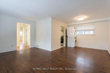 For Lease - 28 Paragon Road Unit# Main, Toronto, Ontario - Photo 2
