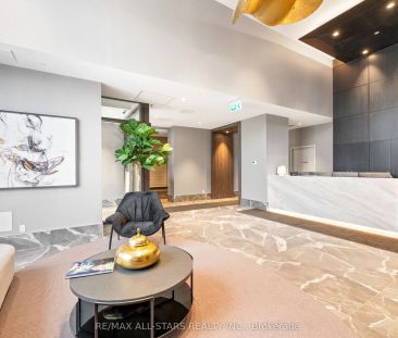 286 Main Street #PH10 - Photo 3