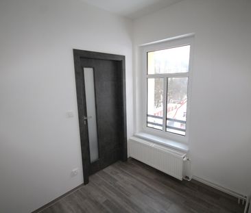Pronájem bytu 1+kk a garsoniéry 36 m² - Photo 2