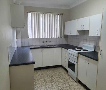 Modern 2-Bedroom Unit in North Parramatta - Photo 3