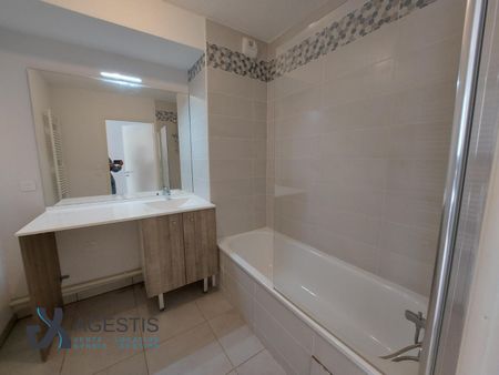 APPARTEMENT T3 65M - Photo 2