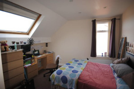 28 Royal Park Grove, Leeds, LS6 1HQ - Photo 2