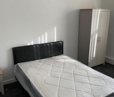 4 bedroom house to rent - Photo 3